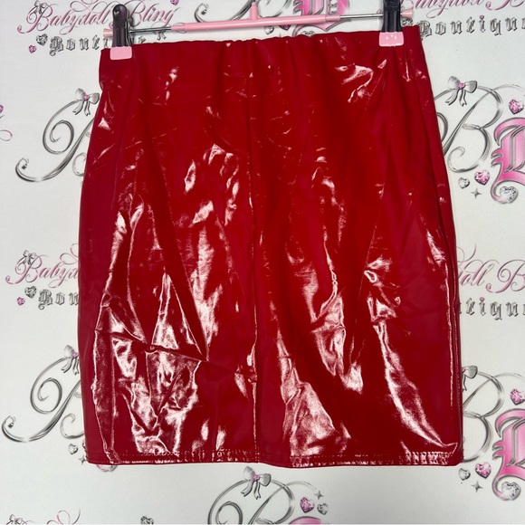 Boohoo skirt wet look faux leather red sexy fire engine red tight bodycon mini - Picture 8 of 8